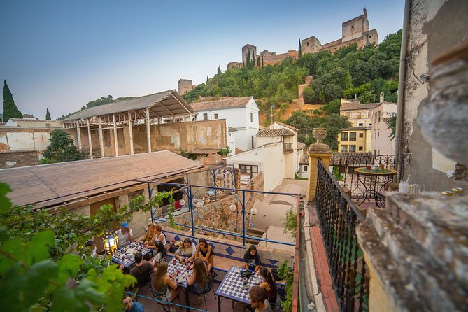 4 neighborhoods 4 cultures. Half day private tour in Granada - Casa de los Tiros and Granada’s Renaissance side