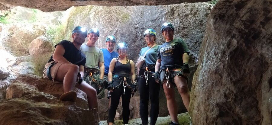 Adventure Cahorros, Monachil/ Climbing and abseiling Granada - Key points at a glance