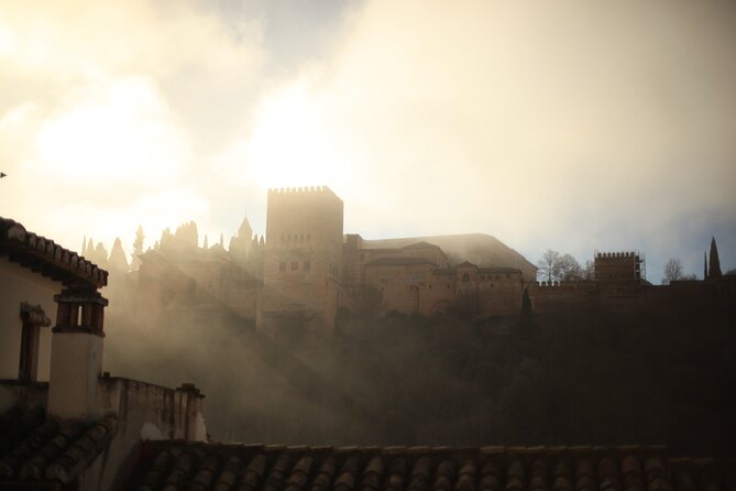 Albaicin & Sacramonte Electric Bike Tour in Granada - Sacromonte: Cave Houses and Flamenco Traditions