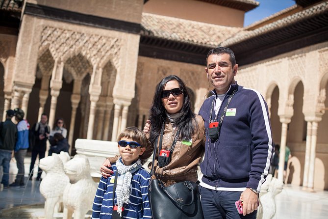 Alhambra and Nasrid Palaces Private Sensory Tour - Booking details you need to get right