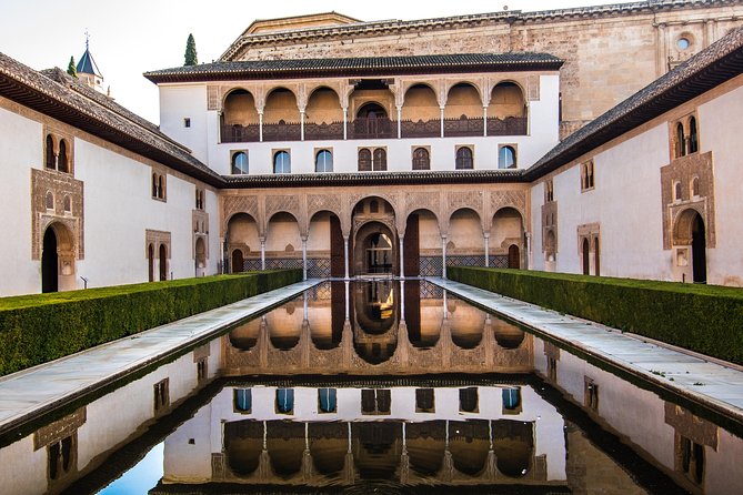 Alhambra and Nasrid Palaces Private Sensory Tour - The Alhambra: fortress, court, and city