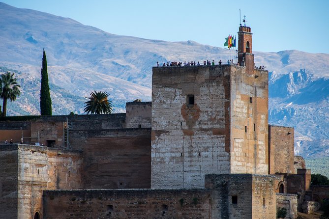 Alhambra and Nasrid Palaces Ticket with Audioguide - What this Alhambra ticket actually gives you