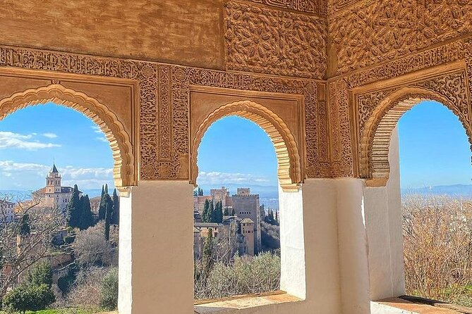 Alhambra Experience – Explore Nasrid Palaces & Generalife Gardens - Who should choose this independent entry