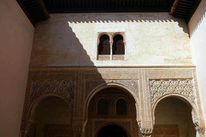 Alhambra&Generalife, Albaicín & Sacromonte Private Tour - The free-access parts of the Alhambra