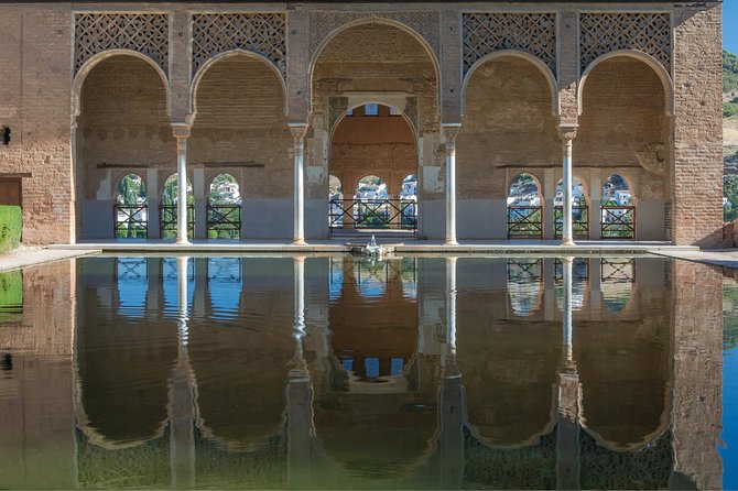 Alhambra & Generalife: Exclusive 3-Hour Private Tour with Tickets Included - The Alcazaba and views across Granada