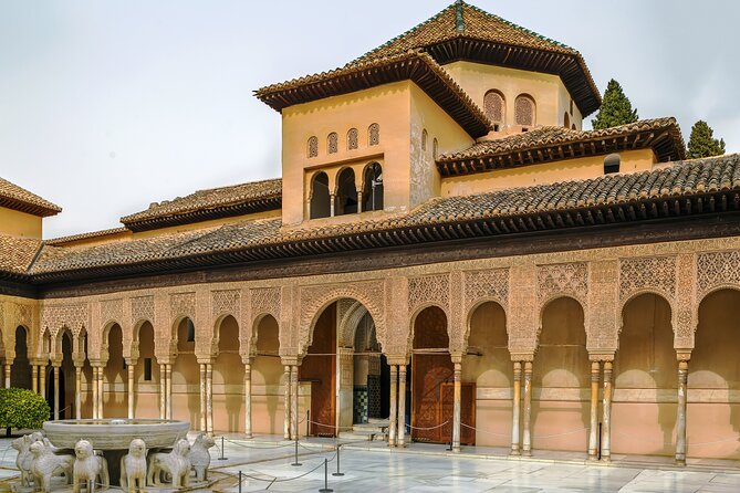 Alhambra Private Tour and Skip the Line Ticket and Official Guide - Which Guide Style Fits Your Group?