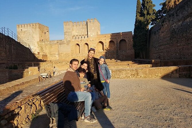 Alhambra : Private Tour for Families - Gardens, fortress spaces, and time to breathe