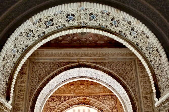 Alhambra Private Tour: Nasrid Palaces and Generalife - What to Know Before You Commit