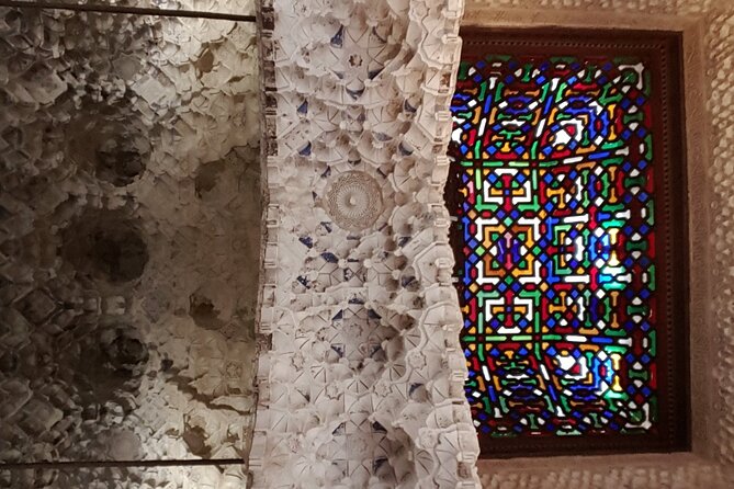 Alhambra private tour with tickets - Group size, discounts, and overall value