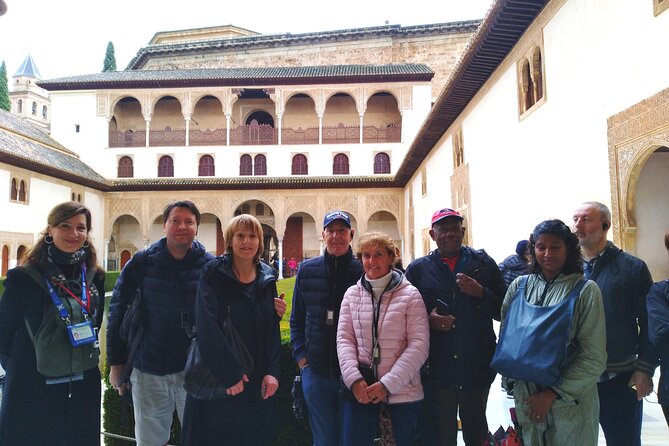 Alhambra private tour (without tickets) total/group Max 15 people - Forts and the Alhambra’s changing story