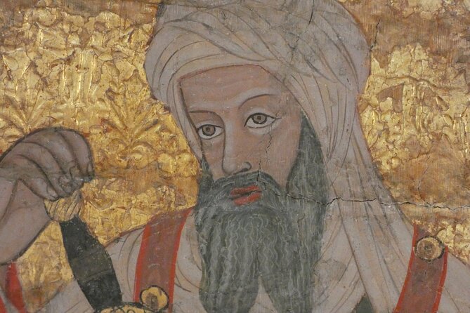 Alhambra Skip-the-line Private Tour including Nasrid Palaces - Medina and Charles V Palace: layers of Granada