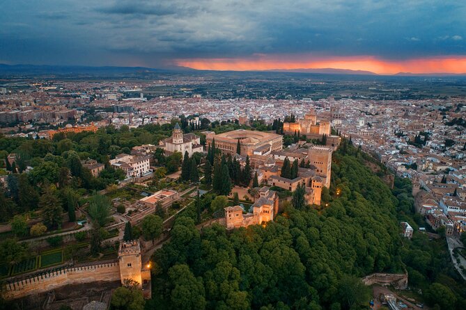 Alhambra with Nazaries Palaces Private Tour - Palace of Charles V: a Christian building inside the complex