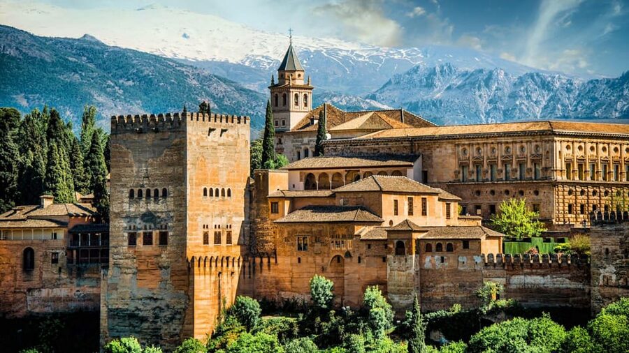 Best of Granada: Private Walking Tour with a Local - Starting at Plaza Nueva