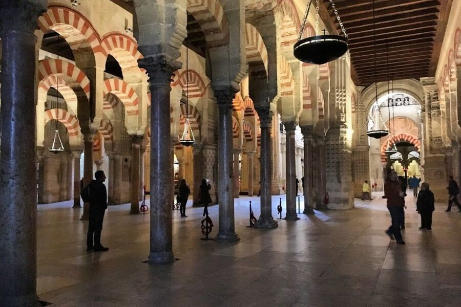 Cordoba Highlights Full-Day Tour from Granada - Free time, lunch, and the pace of the day