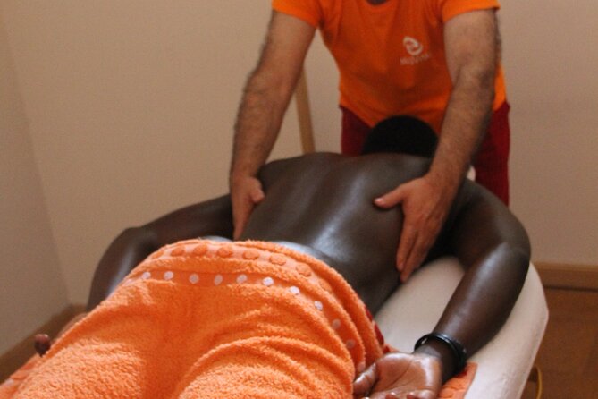 Couple Massage: 1 hour - Booking, meeting point, and cancellation