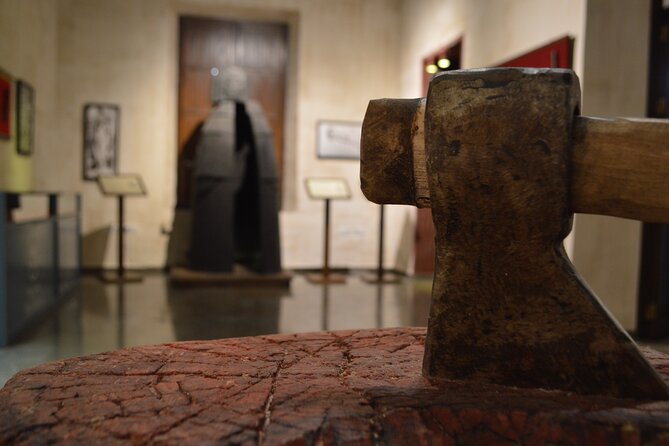 Exhibition Inquisition Instruments of Torture in Granada - A small museum with a powerful subject
