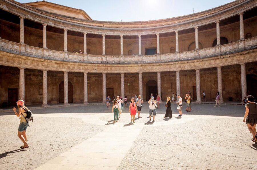 Fast-Track Alhambra & Nasrid Palaces Guided Tour - What three hours really means