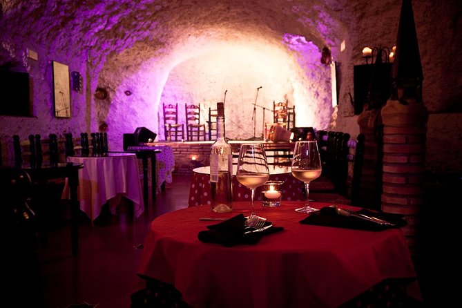 Flamenco Show in a Cave Restaurant in Granada - Why the cave changes the flamenco experience