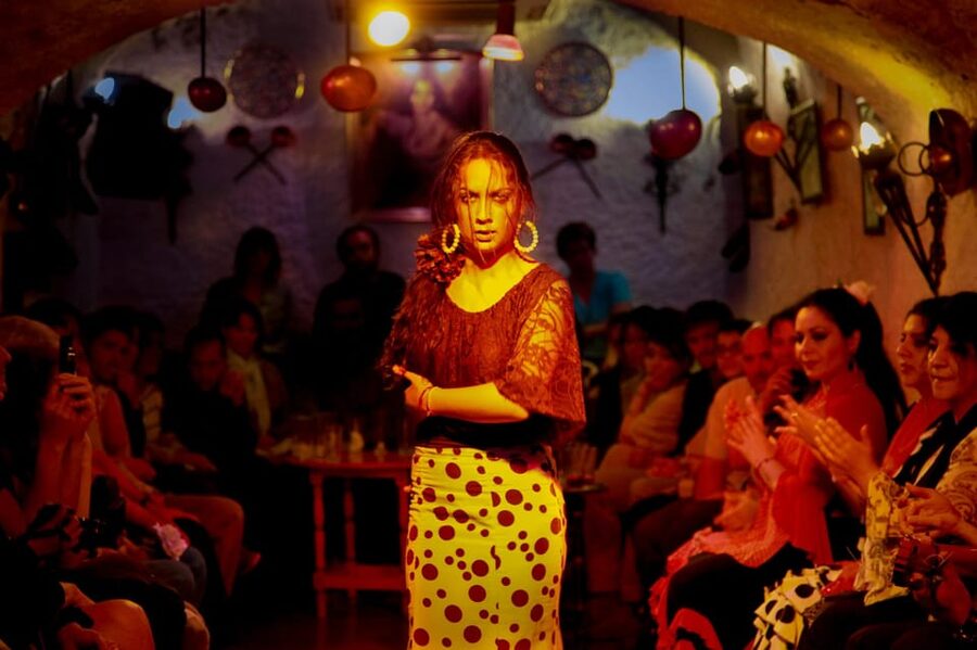 Flamenco Show: Zambra in Cuevas del Sacromonte - The Circular Seating Gives You a Close View