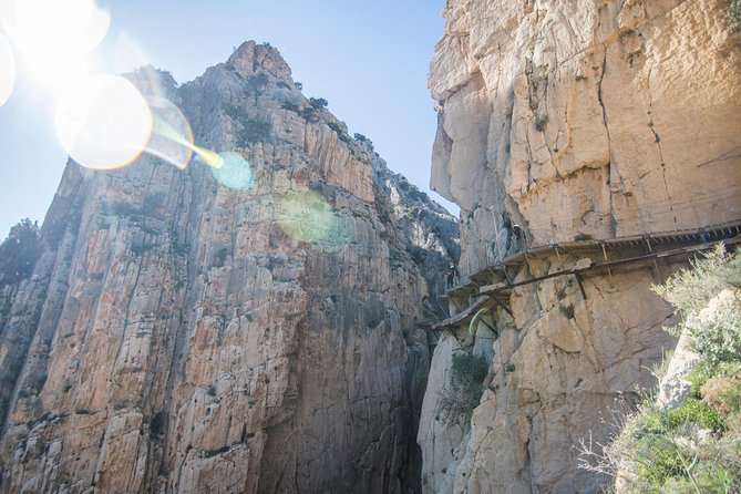 From Granada: Caminito del Rey Guided Tour & Guaranteed Tickets - What the return to Granada is like