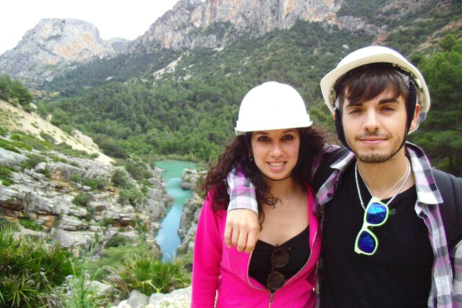 From Granada: Caminito del Rey Tour with Private transportation - Entering the Gaitanes Gorge