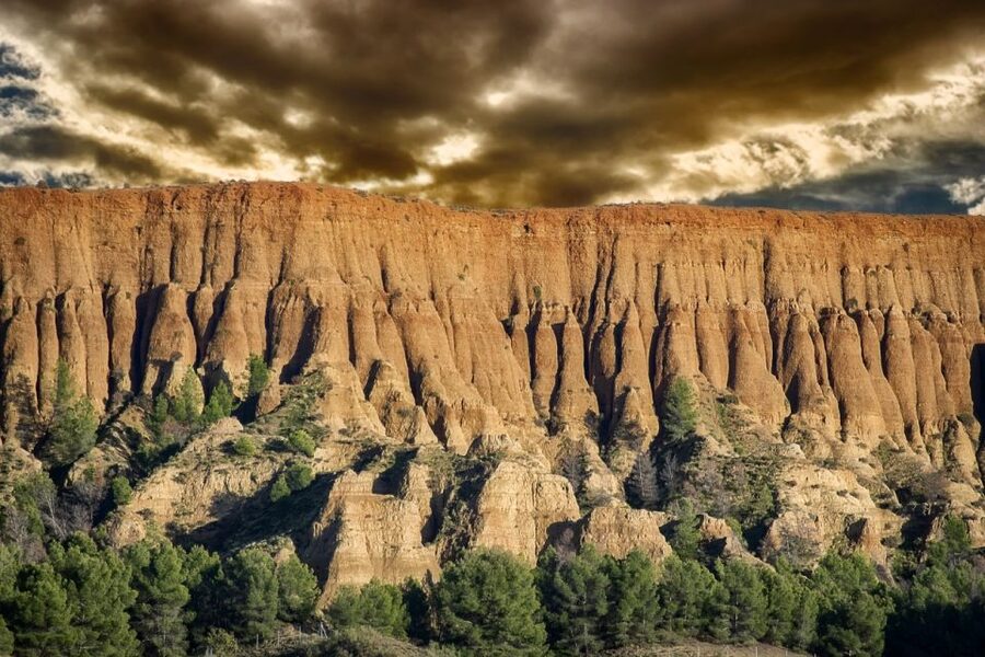 From Granada: Guadix and Granada Geopark Guided Tour - Seeing the badlands from the Geopark