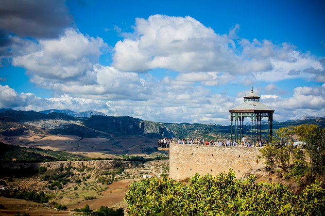From Granada: Premium Ronda Trip & Guided Highlights Experience - The drive from Granada to Ronda