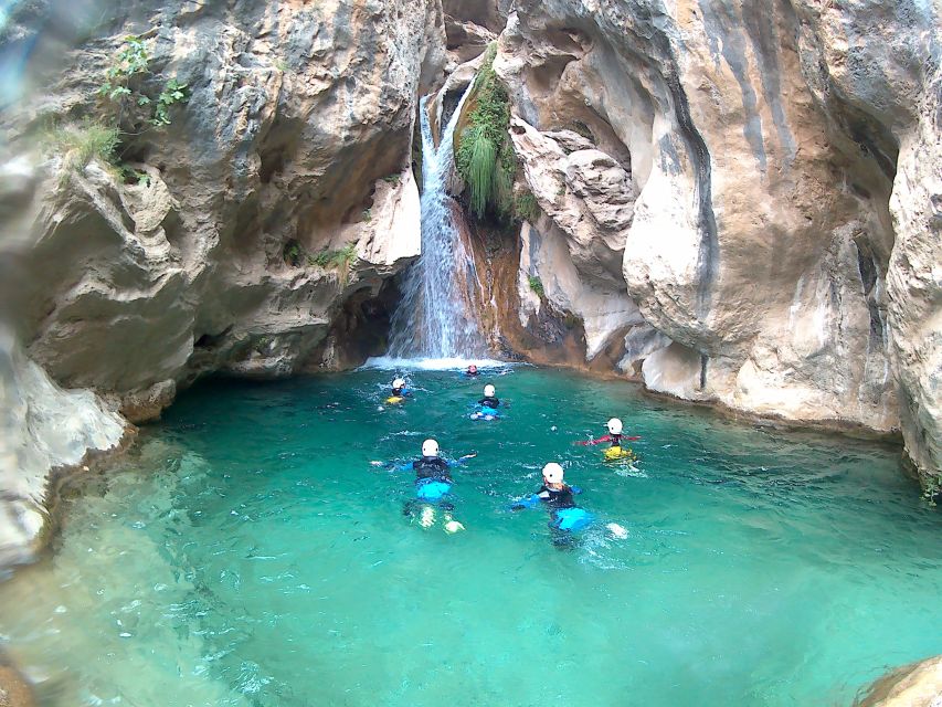 From Granada: Rio Verde Canyoning Tour - The 40-minute approach walk