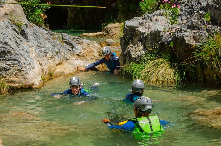 From Granada: Rio Verde Canyoning Tour with Lunch - Should you book the Rio Verde canyoning tour?