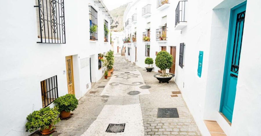From Granada: Skip-the-Line Nerja Cave and Frigiliana - Transport, timing, and what $159 buys you