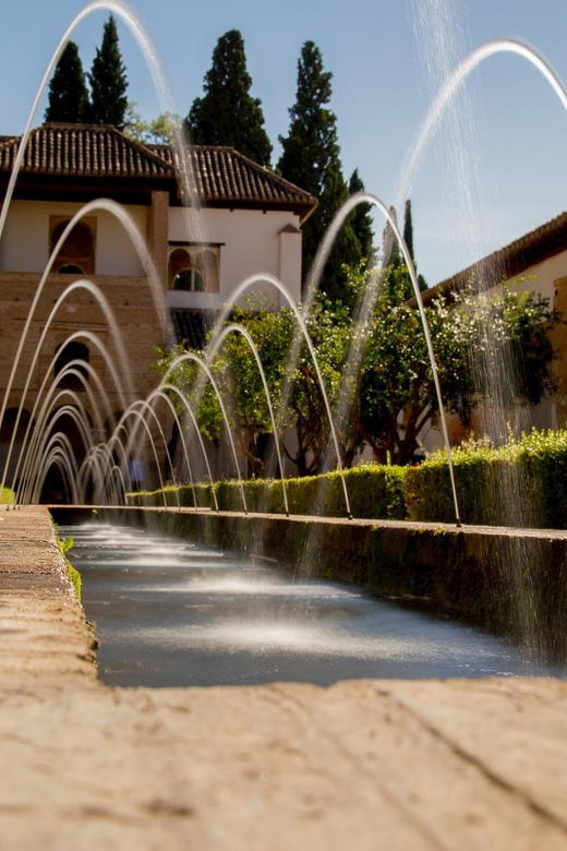 From Málaga: Sunset Alhambra Tour with Tickets - The Alcazaba, the Alhambra’s military heart