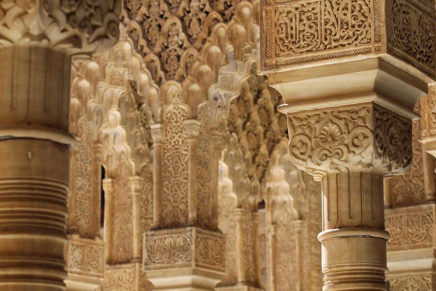 From Málaga: Sunset Alhambra Tour with Tickets - Partal Gardens and the final free time
