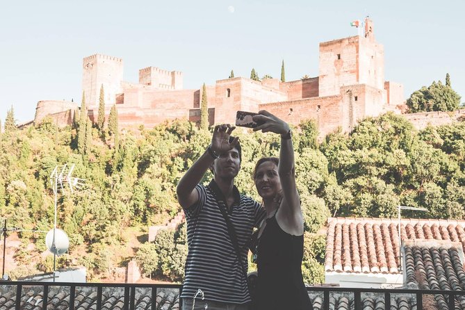 Golden Hour in Granada: Sunset Walking Tour with Play Granada - Why the Albayzín Is the Right Place to Start