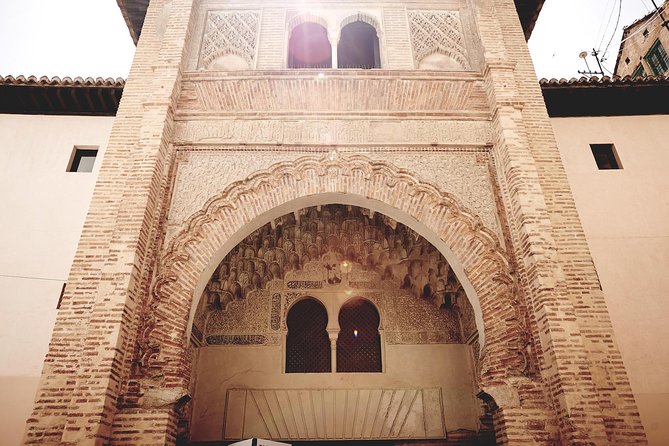 Golden Hour in Granada: Sunset Walking Tour with Play Granada - What the $22.99 Price Really Covers