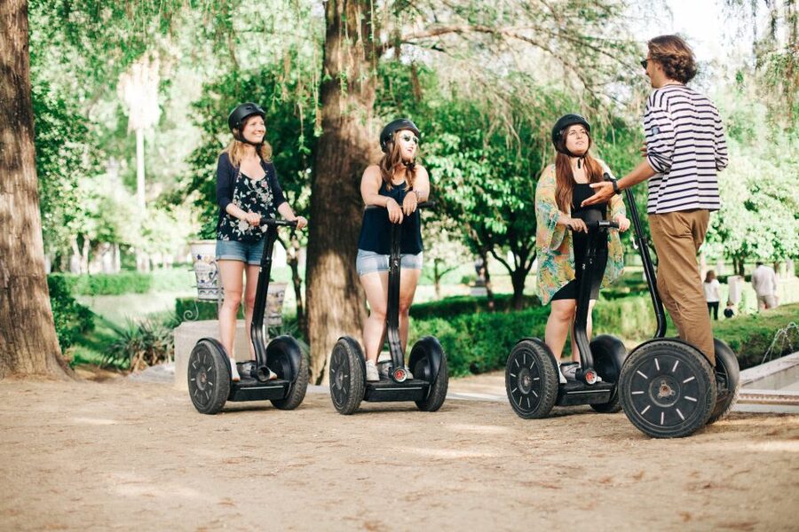Granada: 1-Hour Panoramic Segway Tour - Moorish lanes and the Albaicin’s old layout
