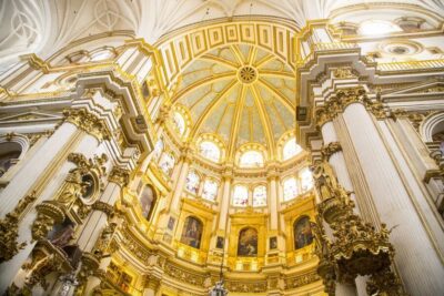 3-Hour Cathedral and Royal Chapel Tour