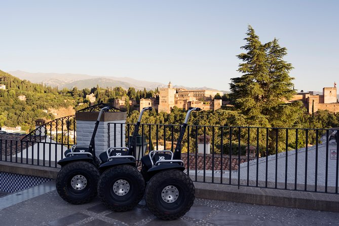 Granada: 3-hour Historical Tour by Segway - The guides shape the experience