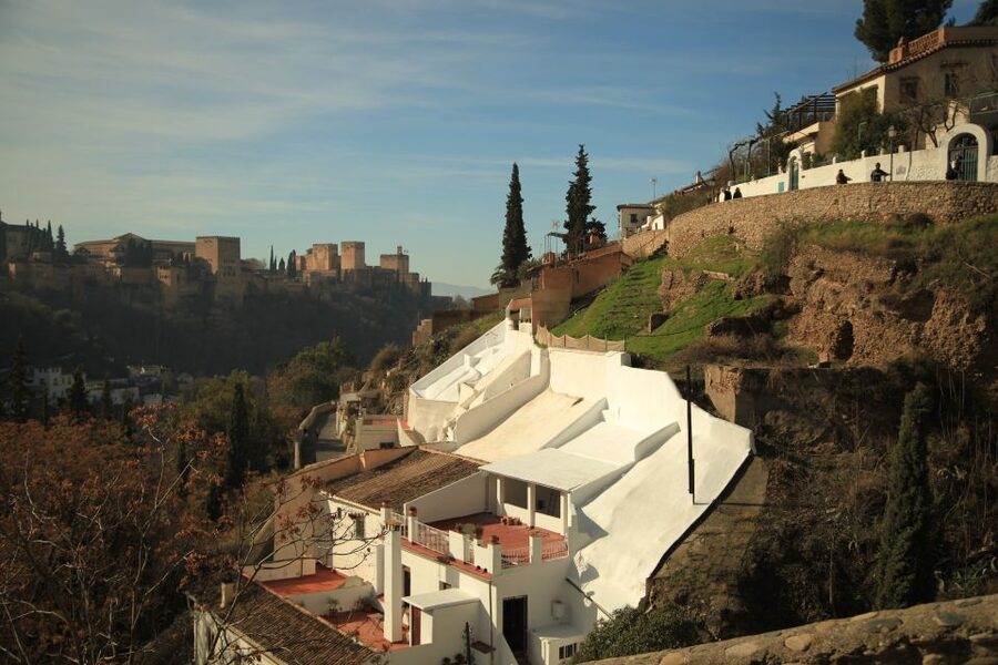 Granada: Albaicin and Sacromonte E-Bike Tour - Mirador San Nicolás and the Alhambra view