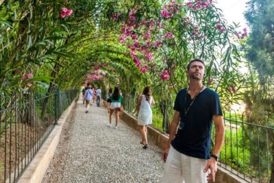 Alhambra and Generalife Garden Ticket & Guided Tour
