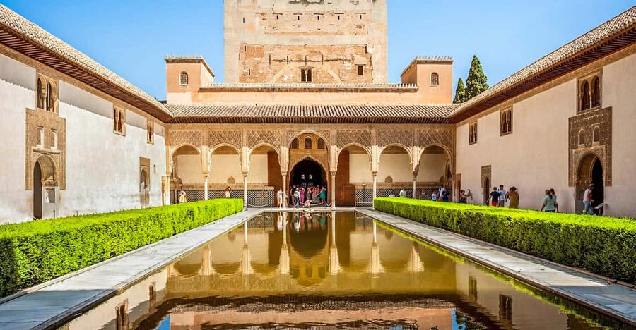 Granada: Alhambra and Nasrid Palaces Entry Ticket - The Alcazaba and its views over Granada