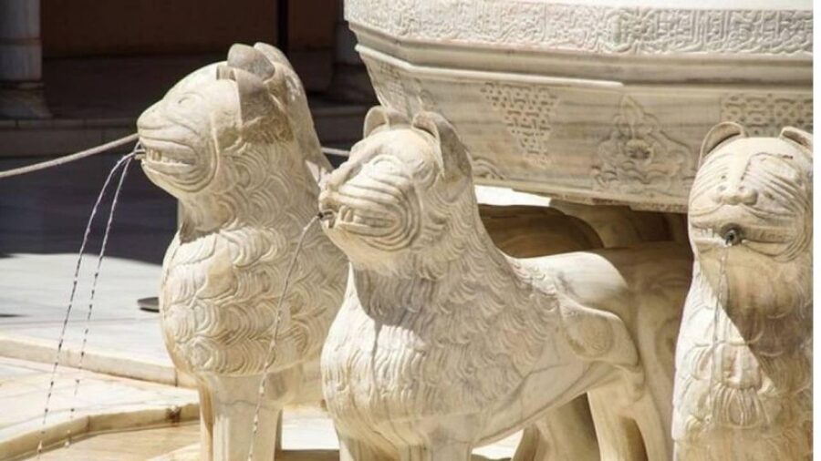 Granada: Alhambra and Nasrid Palaces Tour without Tickets - What you are actually buying for $29