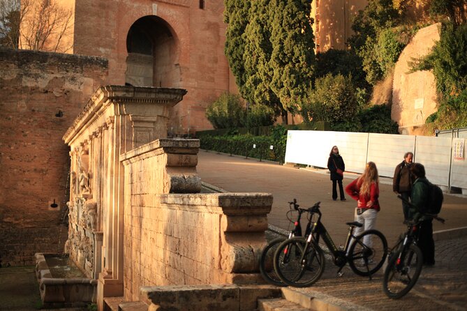 Granada: Alhambra and Sierra Nevada Sunset Views by E-Bike - Albaicín from a quieter viewpoint