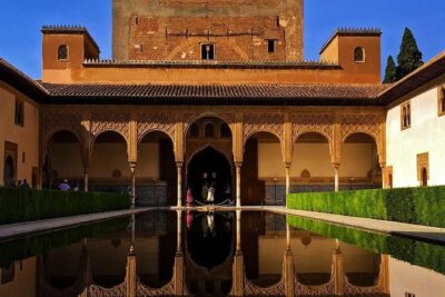 Alhambra Comlex + Nasrid Palaces + Alcazaba Guided Tour