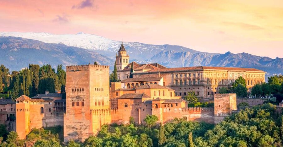 Granada: Alhambra Entry Ticket with Audio Guide - What this Alhambra ticket actually gives you