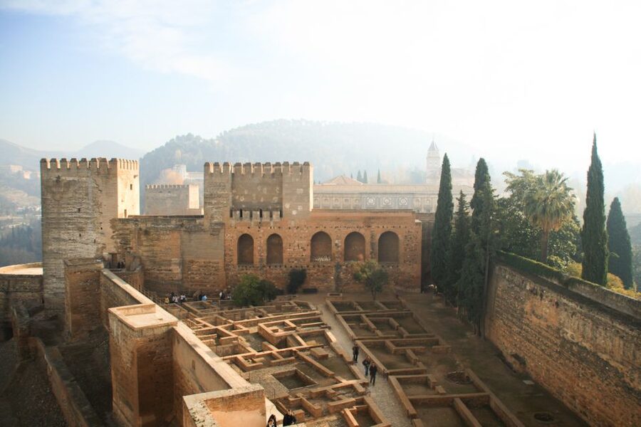 Granada: Alhambra Full Complex & Andalusi Monuments Tickets - Generalife Gardens and the Pleasure of Water