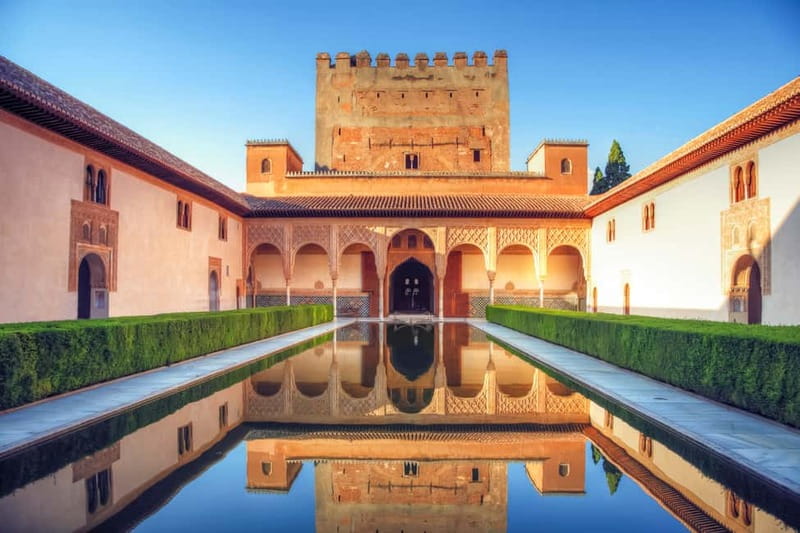 Granada: Alhambra & Gardens Tour w/Nasrid Palaces Option - Price, group size, and what the $23 buys