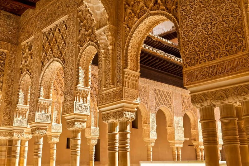Granada: Alhambra & Gardens Tour w/Nasrid Palaces Option - Meeting at Paseo de la Sabika