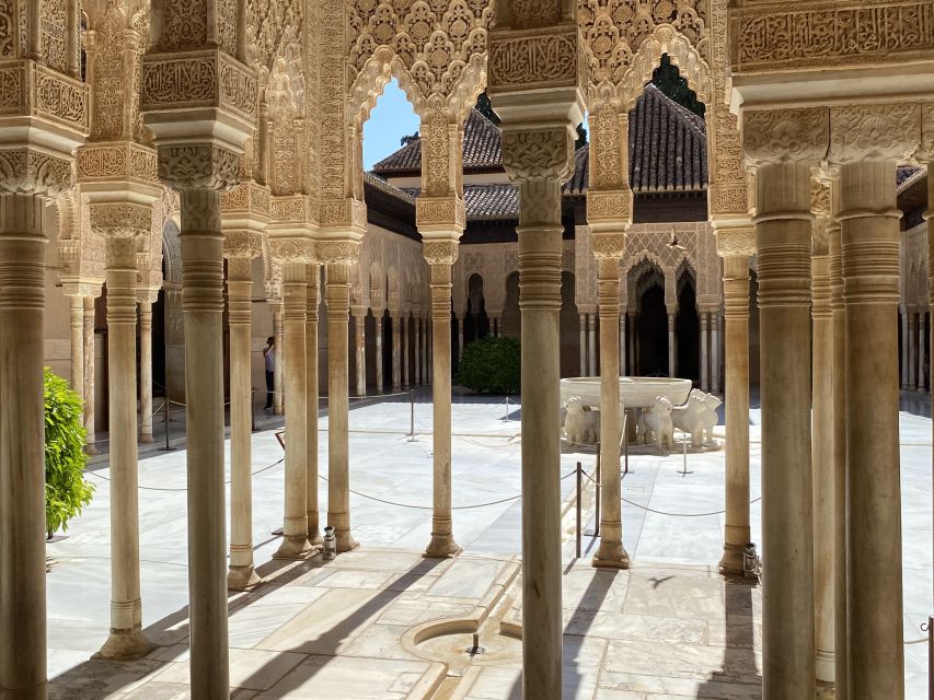 Granada: Alhambra & Generalife Fast-Track Guided Tour - Who will enjoy this Alhambra tour most?
