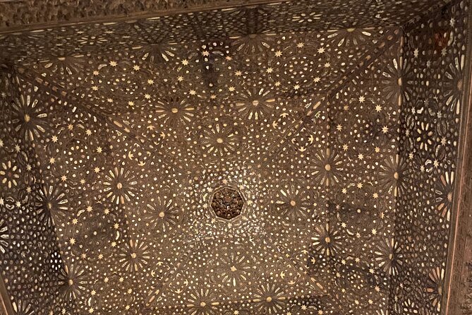 Granada Alhambra Group Tour includes Nazaries Palaces - The Alcazaba, fortress views, and a shorter final stop