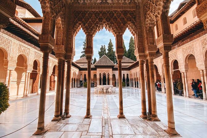 Granada Alhambra Group Tour includes Nazaries Palaces - Is $67.58 a fair price?